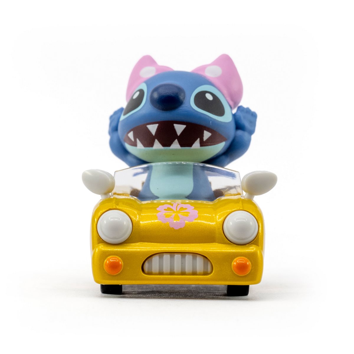 Vehiculo Con Figura Stitch Pullback - Stitch Automovil Amarilo