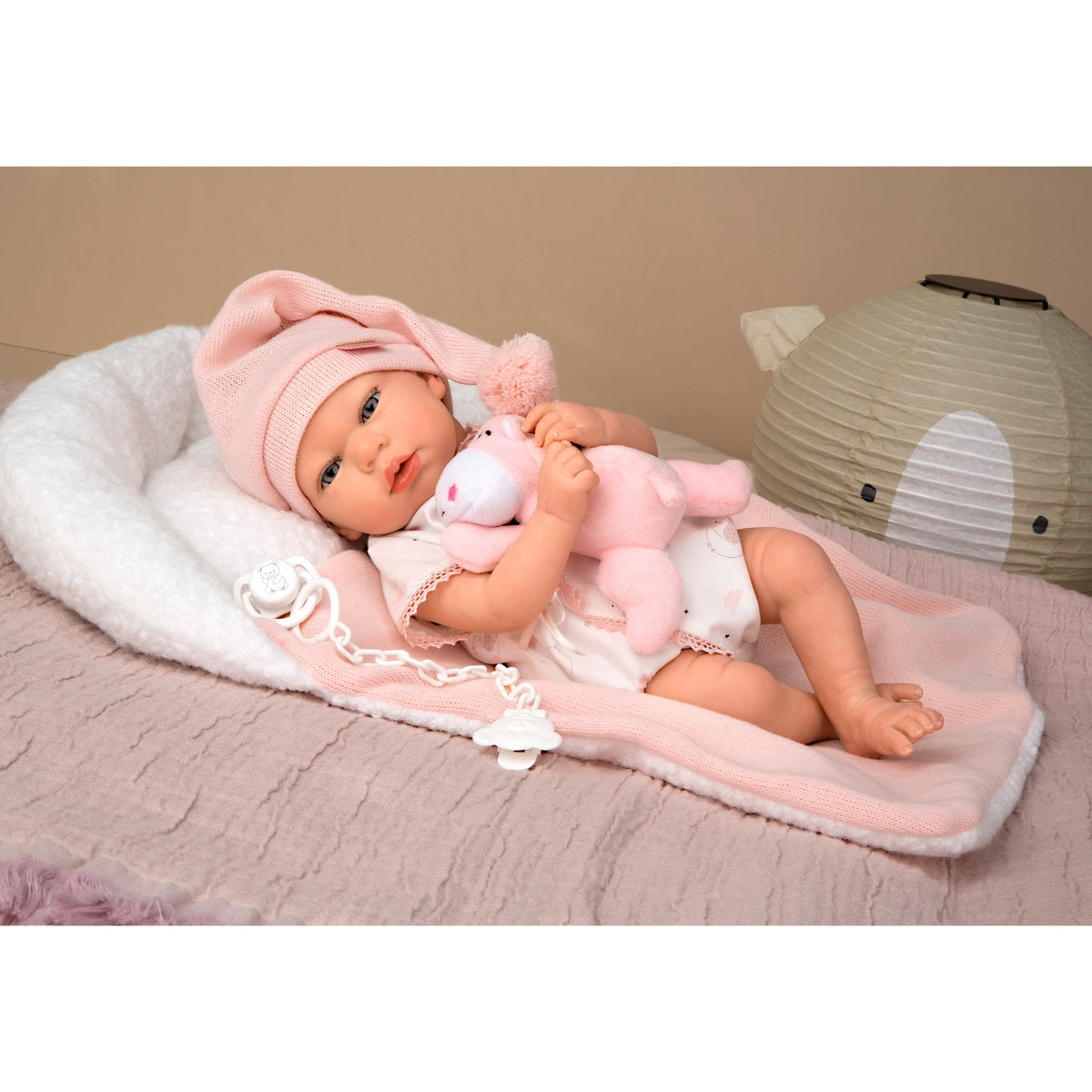 Muñeca Reborn Ariel Rosa Con Cojin Y Peluche 40 Cm Arias