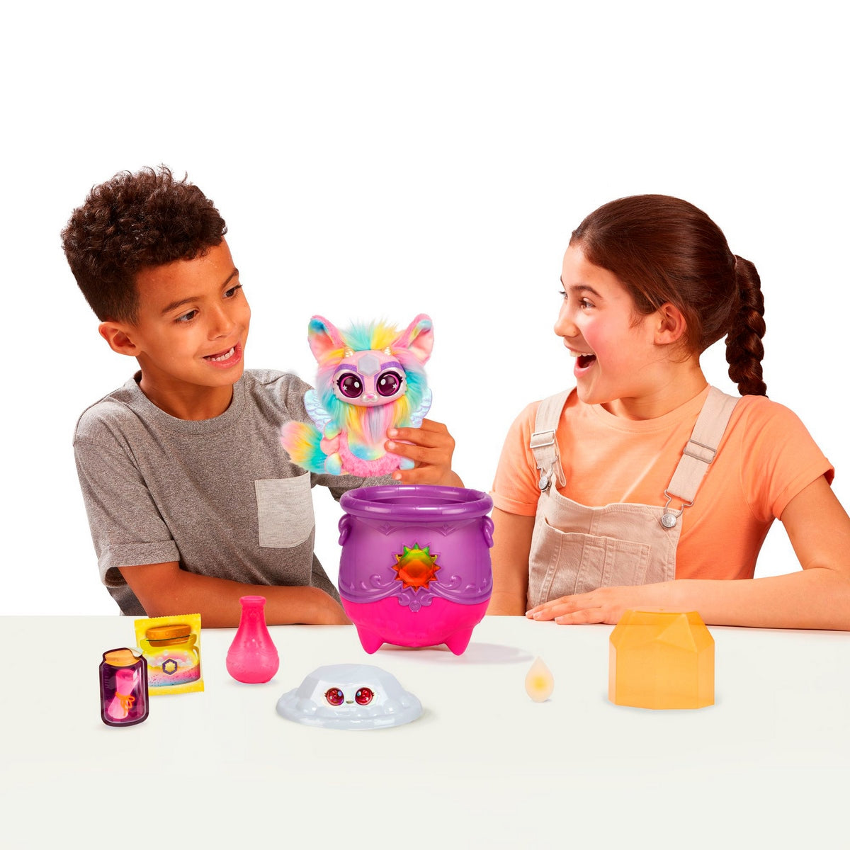 Magic Mixies S4 Caldero Magico Gema Sorpresa