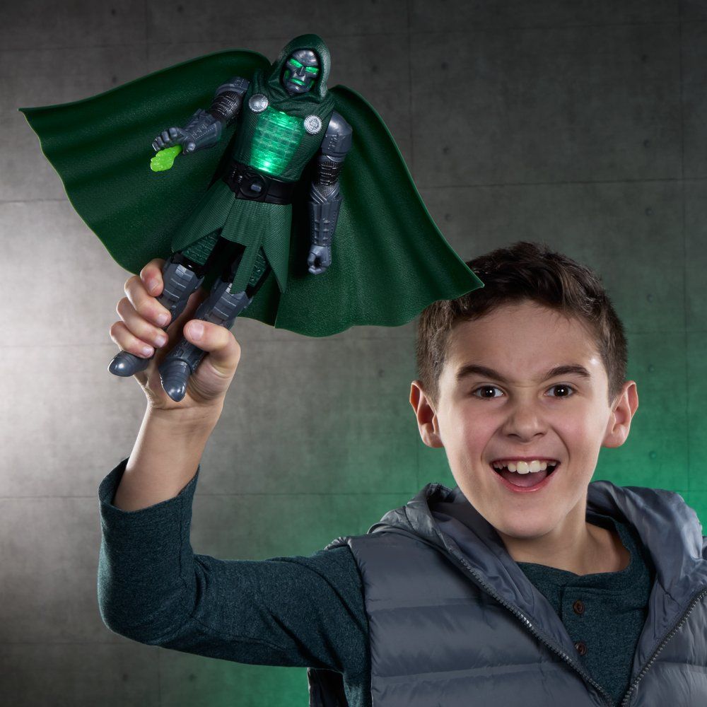 Figura De Accion Marvel Avengers Doomsday Brillo De Poder Doctor Doom - foto 13