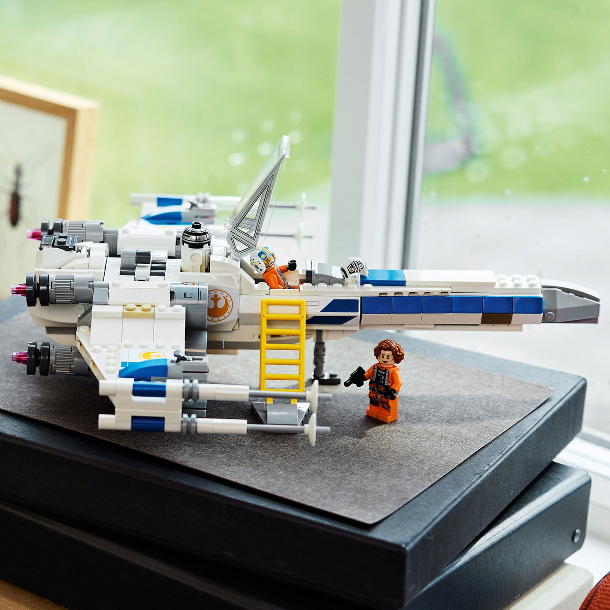 LEGO Star Wars Caza Estelar Ala X-Wing de la Nueva República