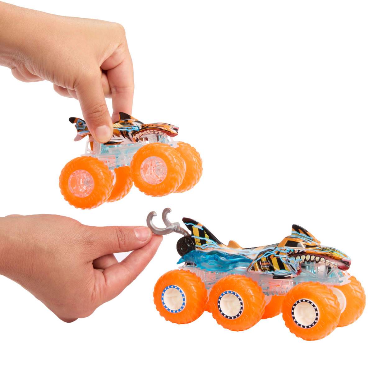 Hot Wheels Monster Trucks Power Smashers Truck + Big Rig Multipack