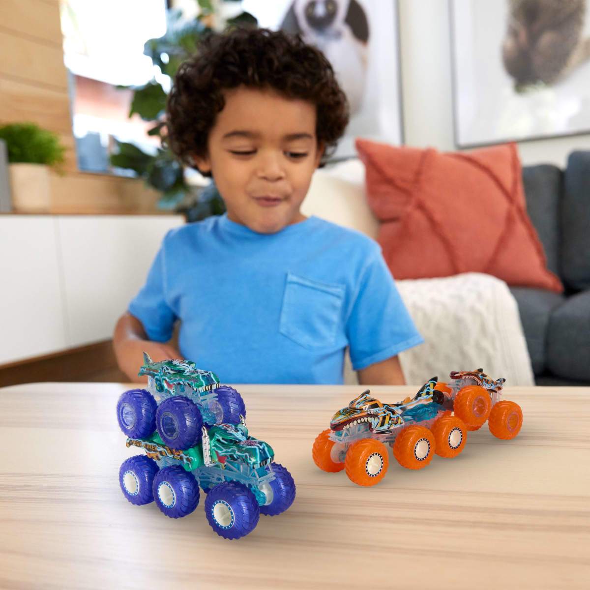 Hot Wheels Monster Trucks Power Smashers Truck + Big Rig Multipack