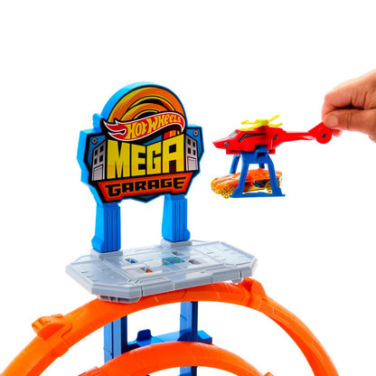 Hot Wheels Mega Garage Con Elevador Y Helicóptero