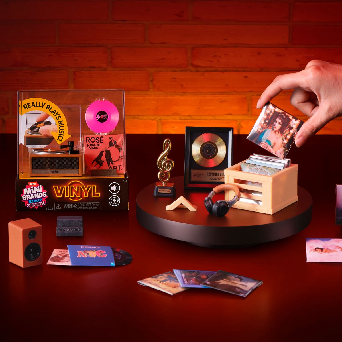 Playset Mini Brands Con Vinilo De Zuru
