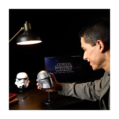 Star Wars Casco Coleccionable Mandalorian Pequeño