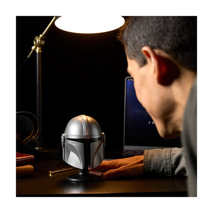 Star Wars Casco Coleccionable Mandalorian Pequeño