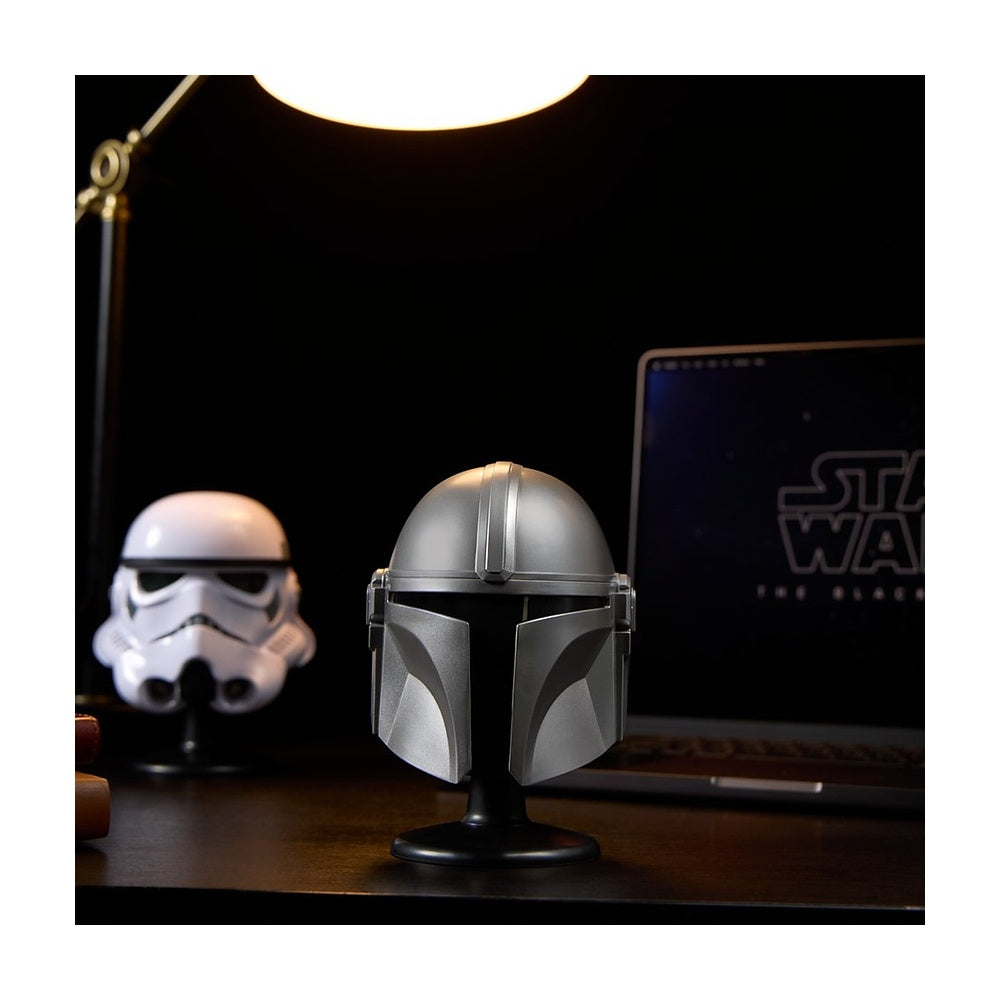 Star Wars Casco Coleccionable Mandalorian Pequeño