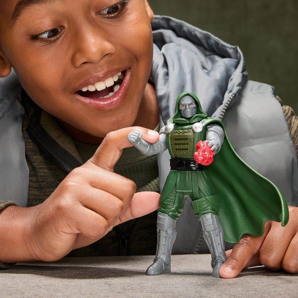 Figura De Accion Marvel Avengers Doomsday Efectos De Accion Doctor Doom - foto 8