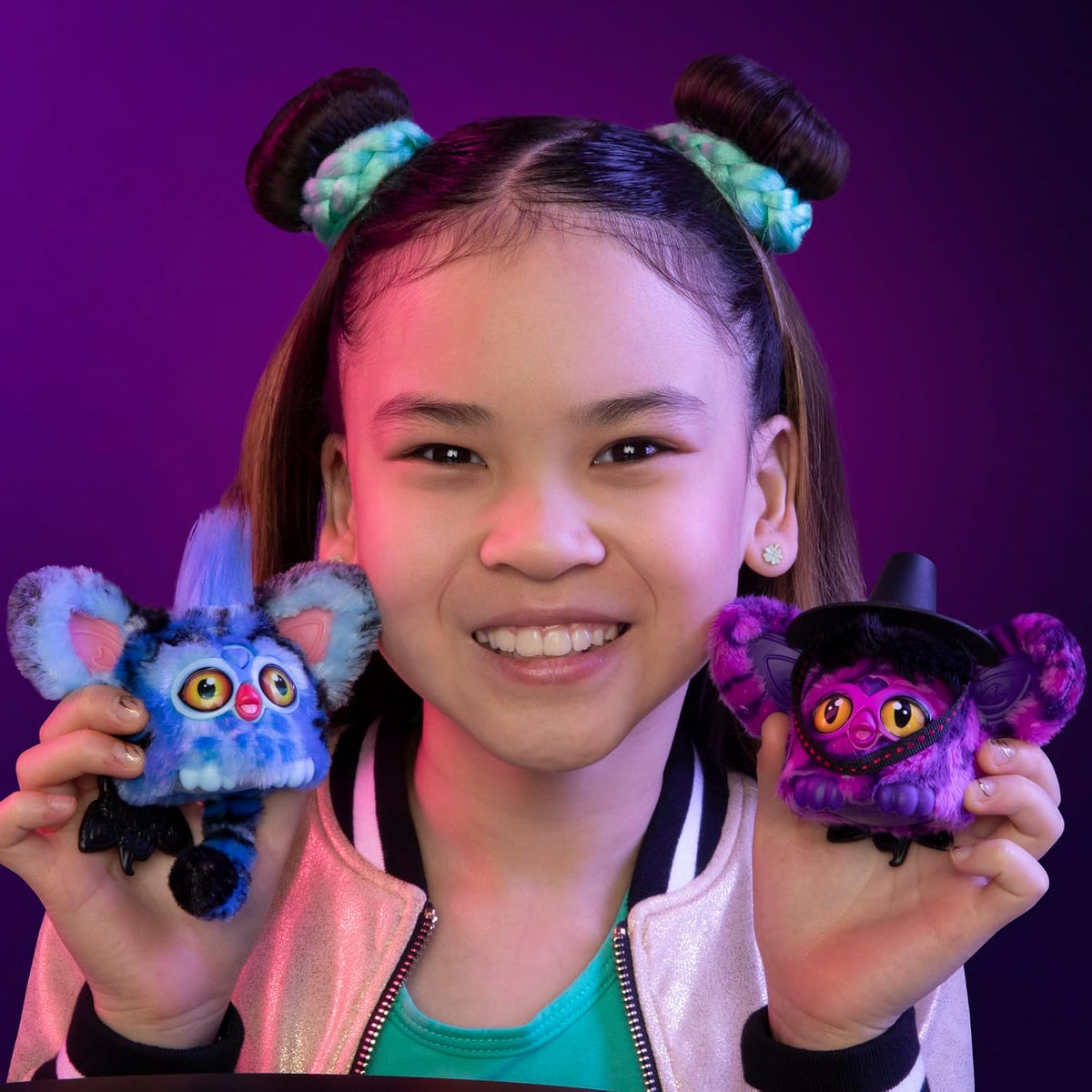 Hasbro Furby Furblets KPop Demon Hunters Saja Boys Demonio Minipeluche Electrónico 7,6 cm
