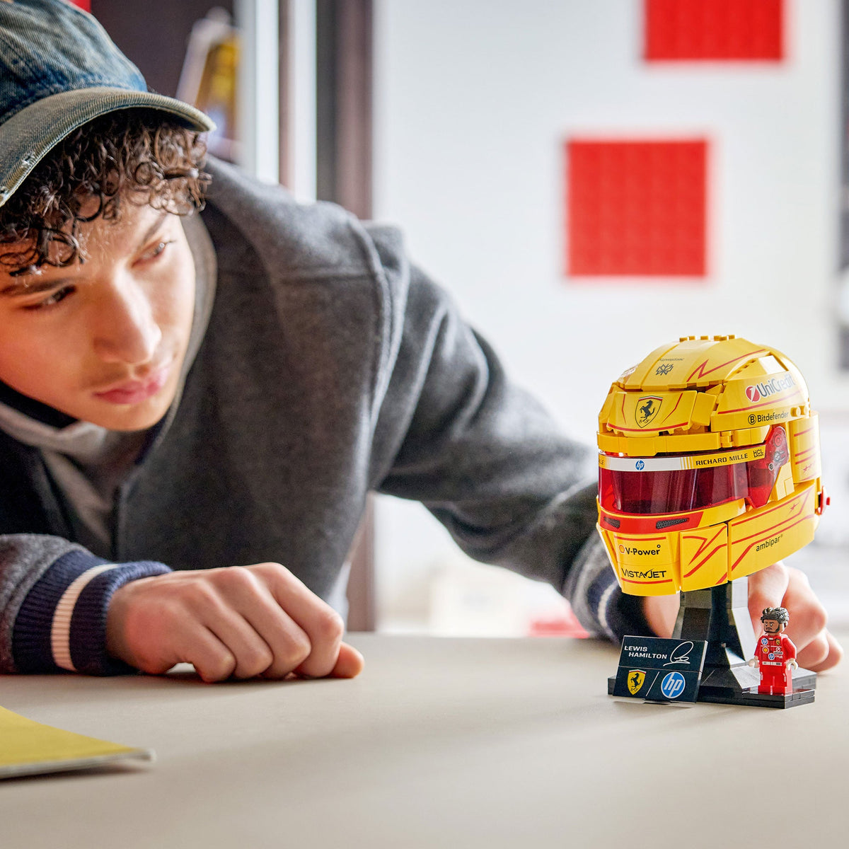 LEGO Editions Scuderia Ferrari HP Casco Lewis Hamilton