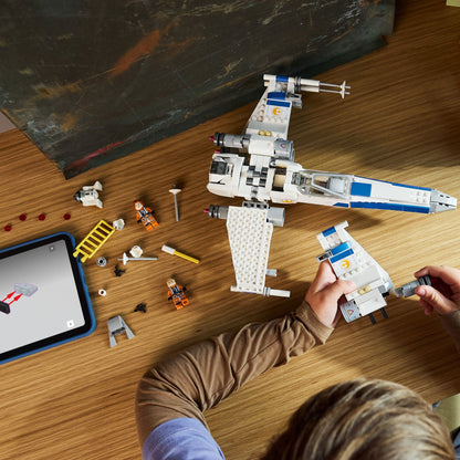 LEGO Star Wars Caza Estelar Ala X-Wing de la Nueva República