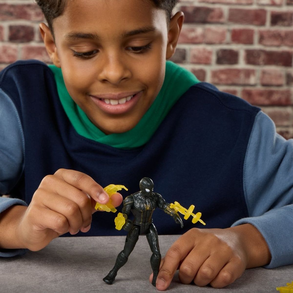 Figura De Accion Spiderman Actionverse Brand New Day - Spider - Manhulkscorpionspider - Man Negro Y Dorado - foto 11