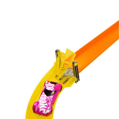 Hot Wheels Track Builder Caja Mediana De Acrobacias Con Temática