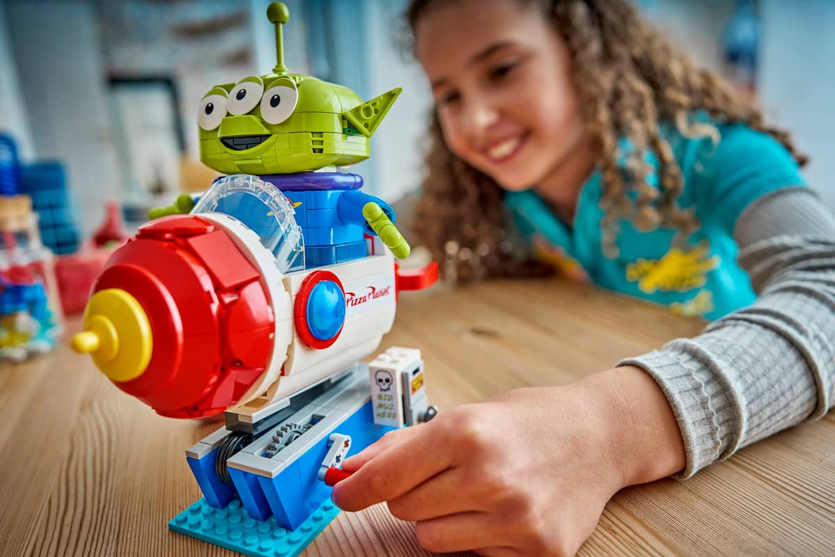 Marcianito Con Cohete De Pizza Planet Lego Disney Animation
