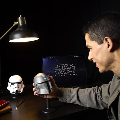 Star Wars Casco Coleccionable Mandalorian Pequeño