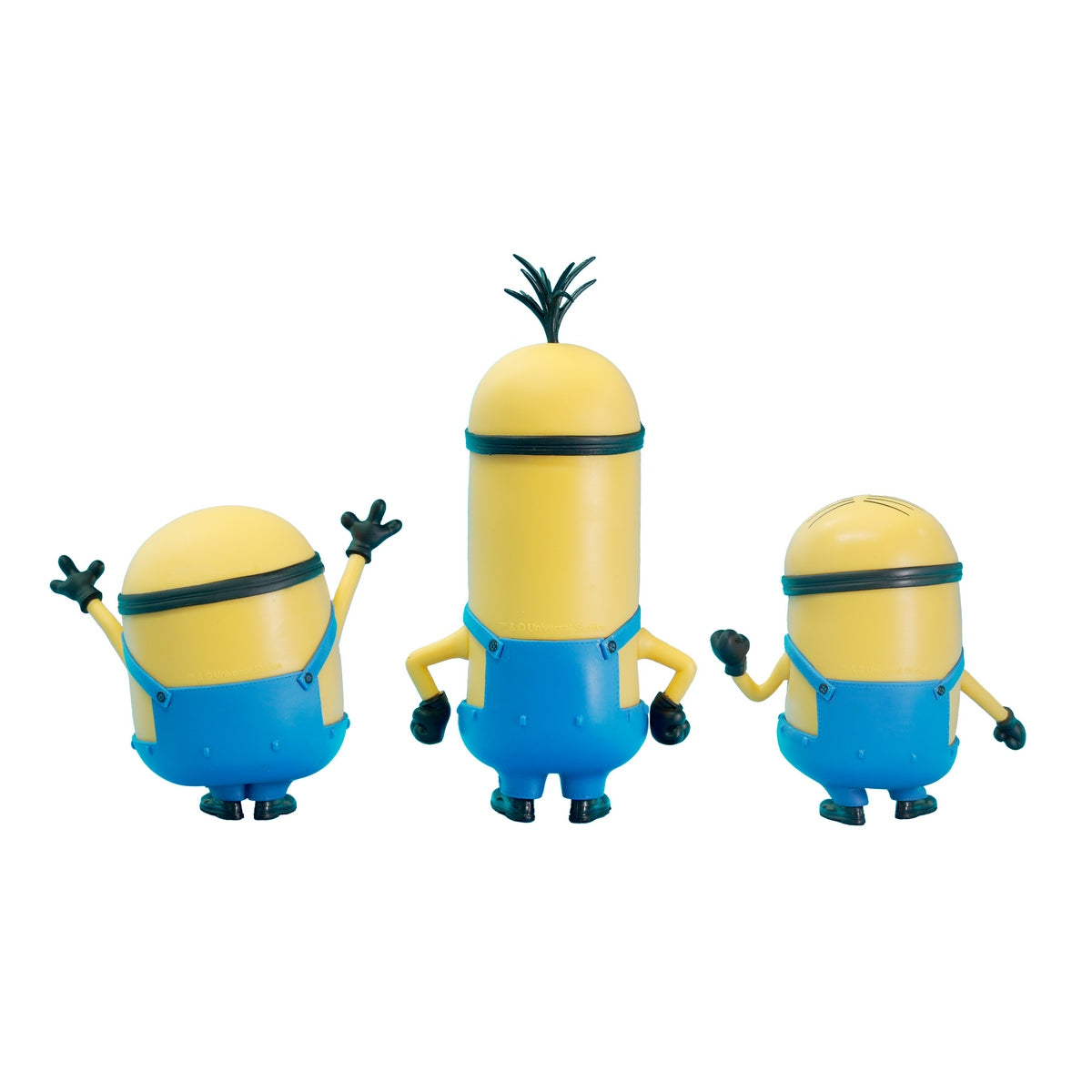 Vista trasera de las 3 figuras de Minions del set, detalles visibles