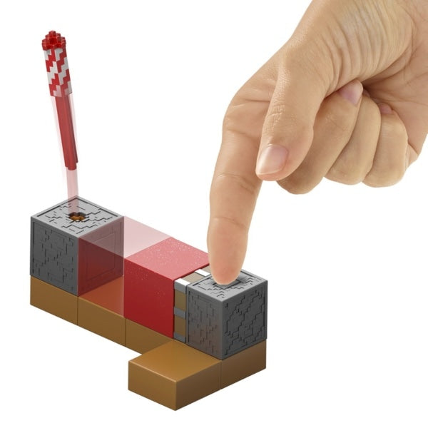 Minecraft Core Figura De 8cm Con Crafting 2-pack - Lanzador De Fuegos Artificiales Del Protector