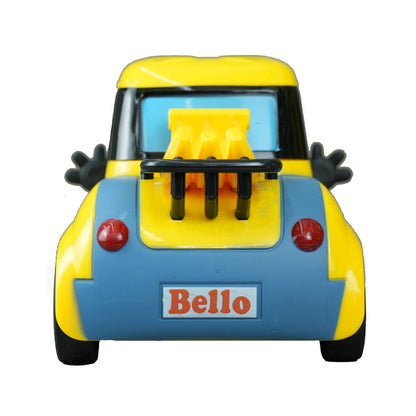Vista frontal del vehículo radiocontrolado Minions mostrando manos y detalles del motor